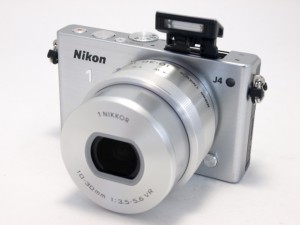 ニコン1 Ｊ4ﾚﾝｽﾞｷｯﾄ（10-30VR)