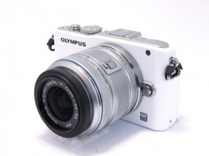 ｵﾘﾝﾊﾟｽ E-PL3(WHT)+M14-42/3.5-5.6Ⅱ