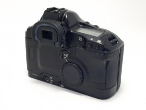 EOS 1V