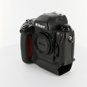 ﾆｺﾝ F5