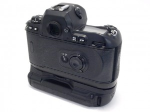 ﾆｺﾝ F100+MB-15