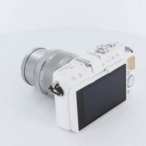 ｵﾘﾝﾊﾟｽ E-PL5ﾚﾝｽﾞｷｯﾄﾎﾜｲﾄ(14-42ⅡRｼﾙﾊﾞｰ)