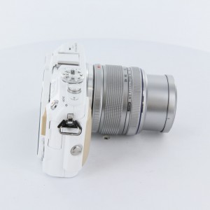 ｵﾘﾝﾊﾟｽ E-PL5ﾚﾝｽﾞｷｯﾄﾎﾜｲﾄ(14-42ⅡRｼﾙﾊﾞｰ)