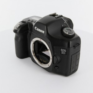 ｷﾔﾉﾝ EOS 5D