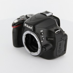 ﾆｺﾝ D5100