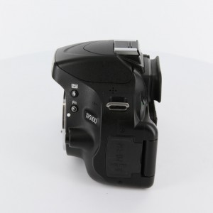 ﾆｺﾝ D5100