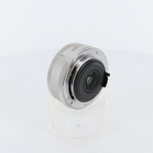 ﾍﾟﾝﾀｯｸｽ DA70/2.4ﾘﾐﾃｯﾄﾞ ｼﾙﾊﾞｰ