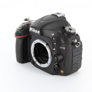 ﾆｺﾝ D610