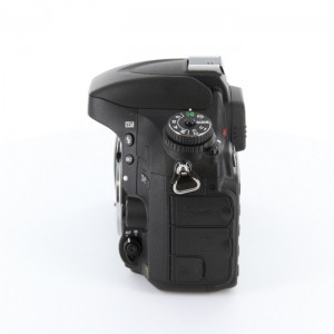 ﾆｺﾝ D610