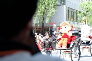 銀座柳まつり2015のパレードちう＾＾04