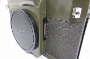 EEコントロールユニットカバー欠落