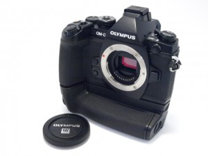 E-M1+HLD-7