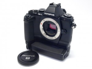 OM-D E-M5(SL)+HLD-6