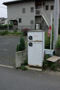 懐かしい。消火栓が逆？
