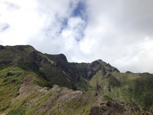 双耳峰を望む