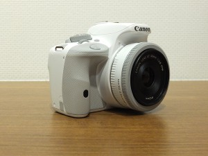 EOS Kiss X7 ダブルレンズキット（WH）・2