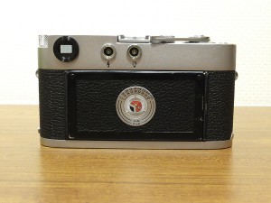 M2(CH)・3
