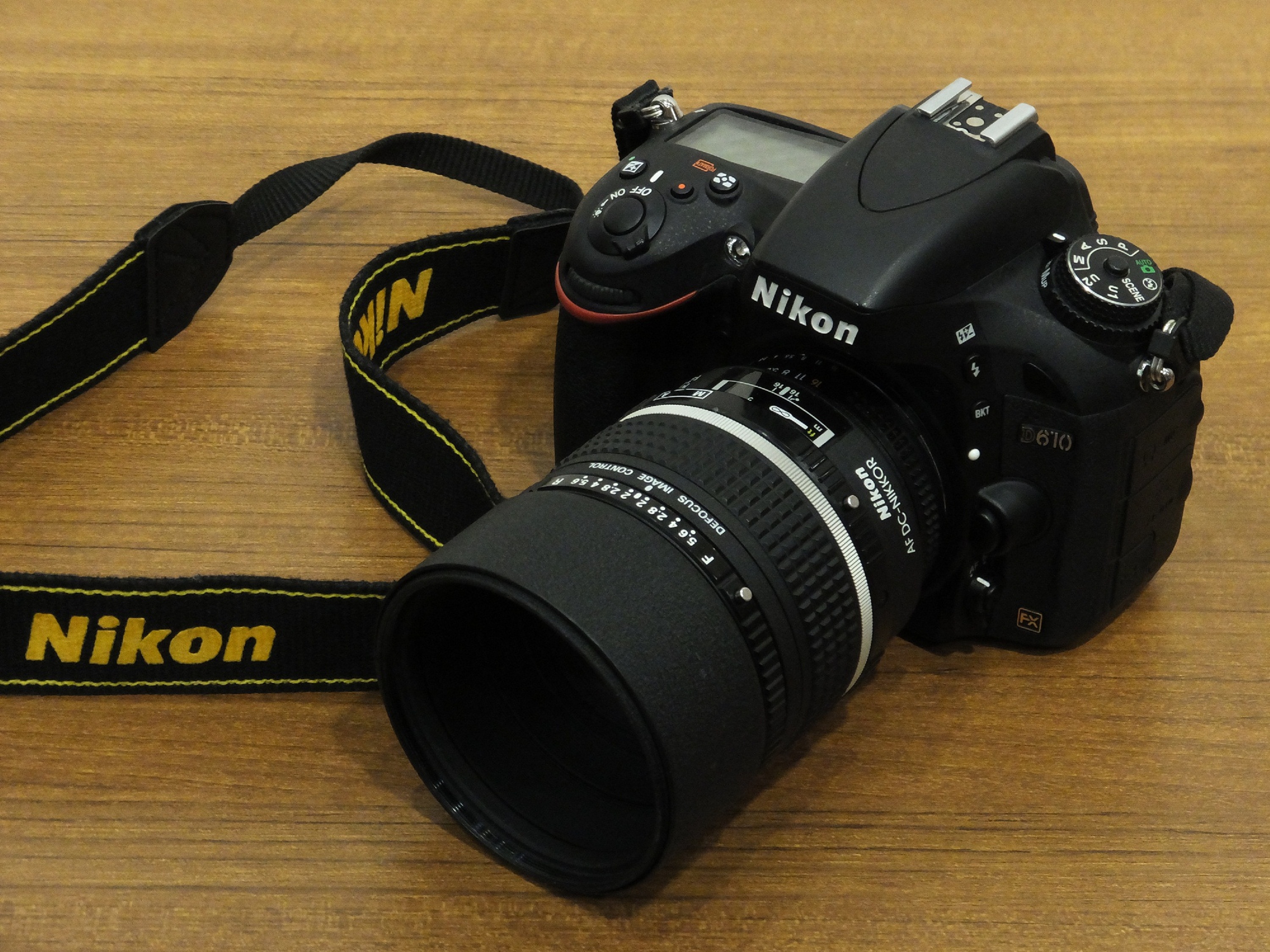 【美品】ニコン Nikon D610 《ショット数5723回》