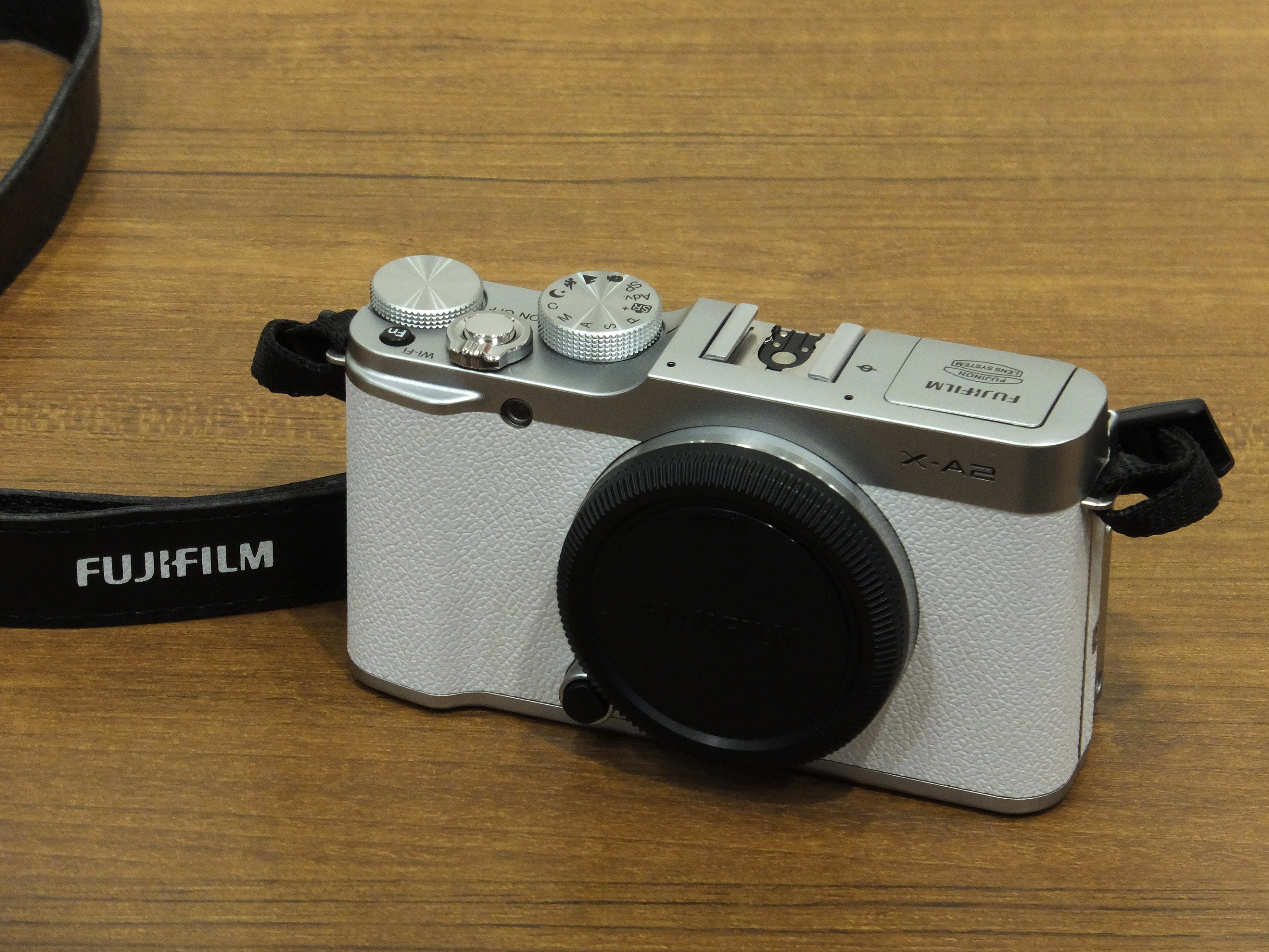 作例付きレビュー】FUJIFILM X-A2 ちょっと試しに