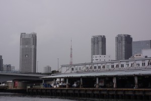 築地に東京ﾀﾜｰ