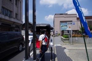 観光地らしく人力車