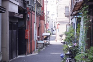 アレは何だ？