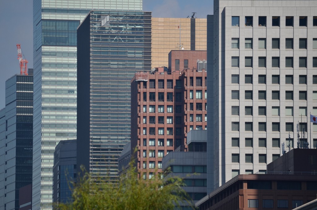 200mm f5.6 1/1600 iso200