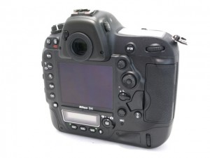 ﾆｺﾝ D4