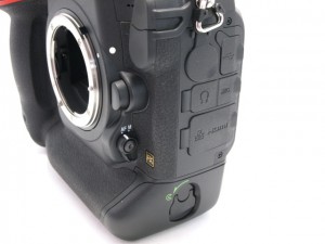 ﾆｺﾝ D4