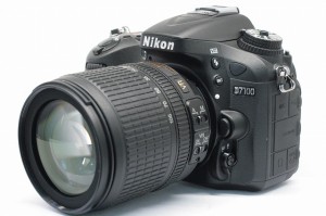 Ｄ７１００