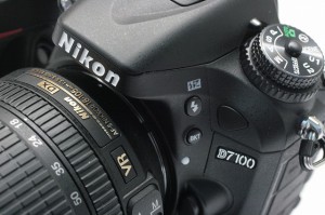 ニコンＤ７１００　１８－１０５
