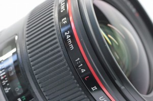 Ｃａｎｏｎ ＥＦ２４／１．４ＬⅡ
