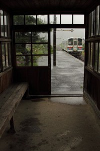 八東駅②