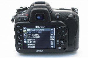 Ｄ７１００