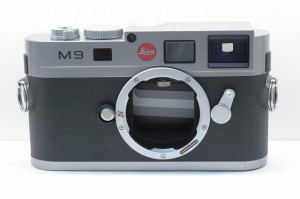 Ｍ９