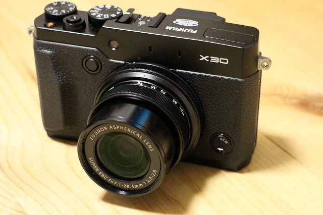 FUJI FILM X30