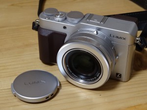LX100外観