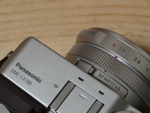 LX100外観アップ２