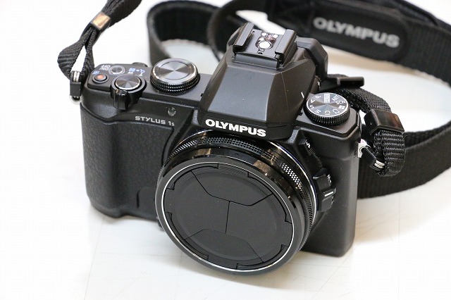 OLYMPUS STYLUS1s