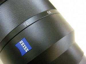 ソニー　カールツアイスＴ＊ＦＥ２４－７０／４ＺＡ　ＯＳＳ