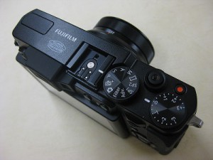 フジフィルム　X30　ブラック