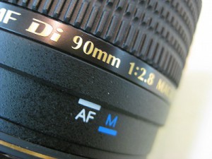 タムロン　SPAF90/2.8Diマクロ　EOS用