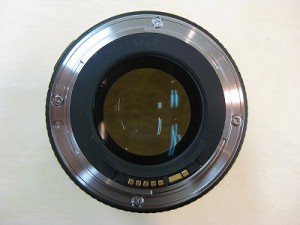 キヤノン　EF85/1.8USM