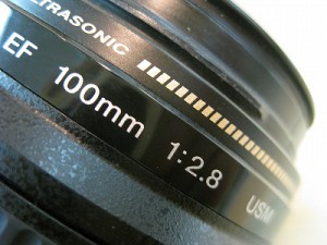 キヤノン　EF100/2.8USMマクロ