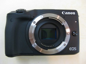 キヤノン　EOS-M3