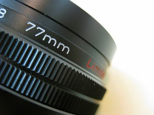 ペンタックス　FA77/1.8リミテッドブラック