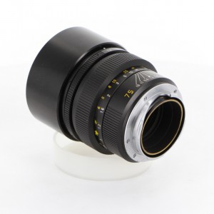 ライカ ズミルックス M75mm F1.4 レンズフード組込
