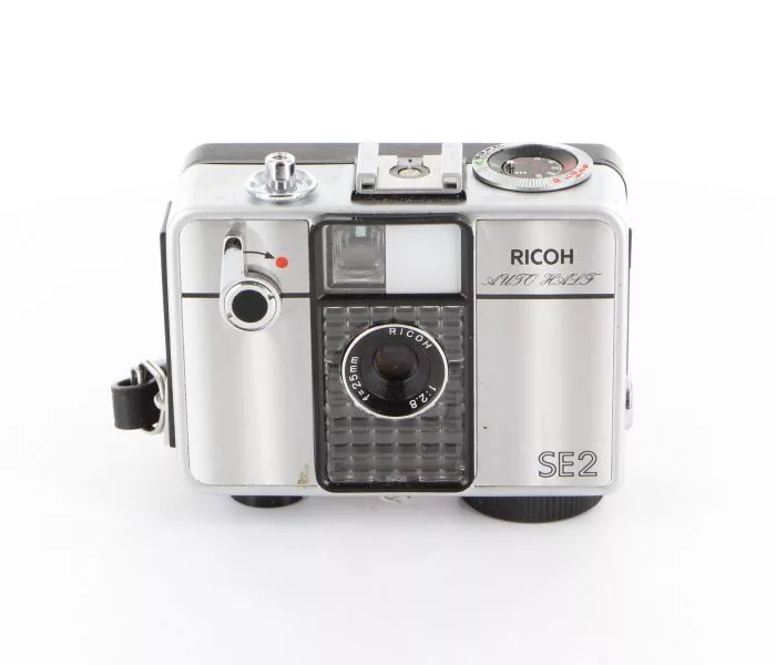 リコー オートハーフ RICOH AUTO HALF SE  ハーフカメラ