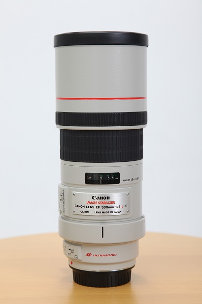 商品レビュー：キヤノン EF300mm F4L IS USM｜カメラ買取・販売 