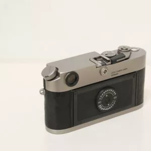 ﾗｲｶ M6 チタン